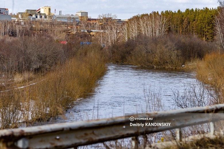 Вода поднялась в Ушайке на Степановке, работают 2 мотопомпы