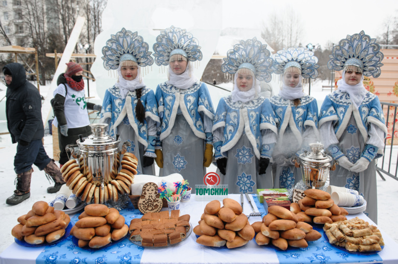 Сытный пир на Новособорной