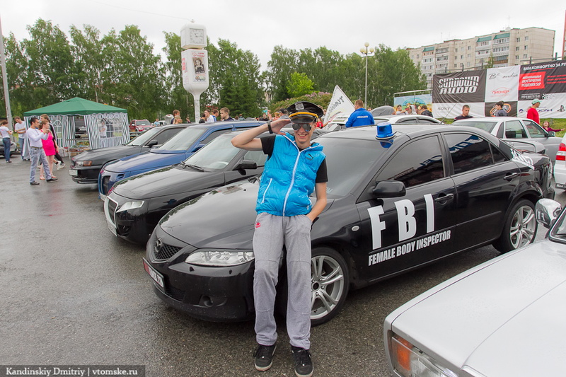 Горожанам показали лучшие тюнинговые авто и мотоциклы года (фото)