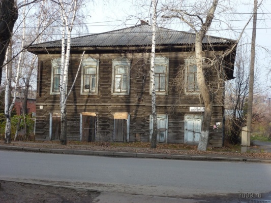 Дом по улице Шишкова, 6