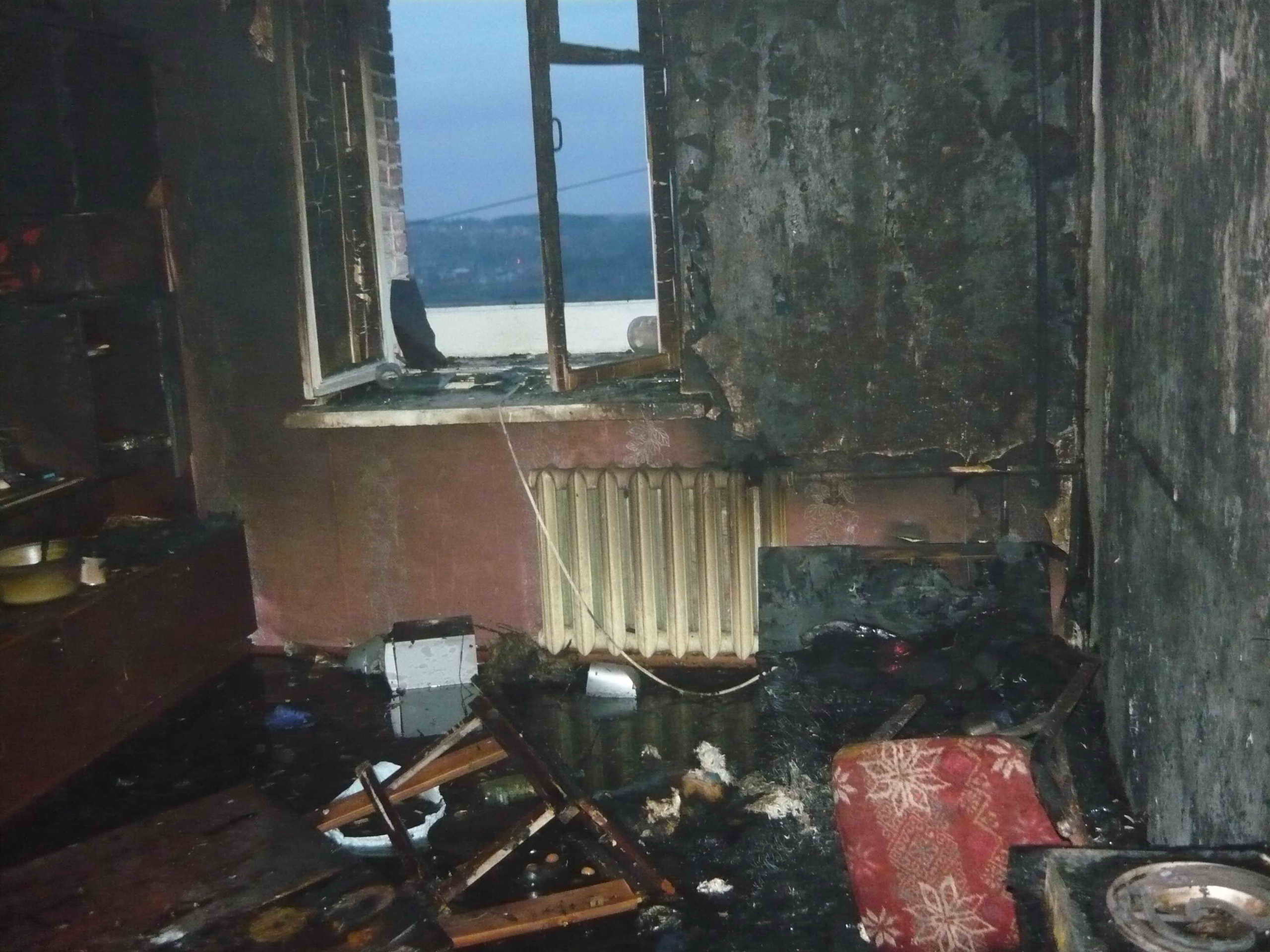 При пожаре на Алтайской погибла женщина