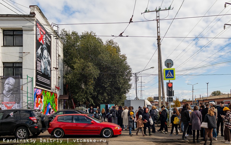 Конец эпохи: последний фестиваль Street Vision проходит в бывшем цехе томского завода