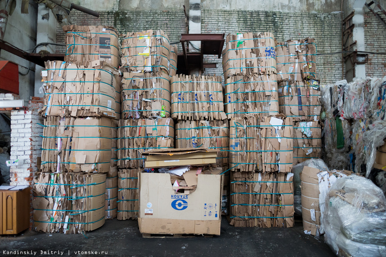 Более 13 тонн макулатуры сдали томичи и северчане, помогая больным детям