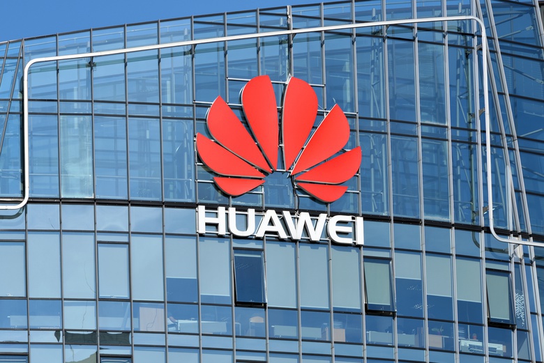 Смартфоны Huawei Mate X и P30 Pro исчезли с сайта android.com