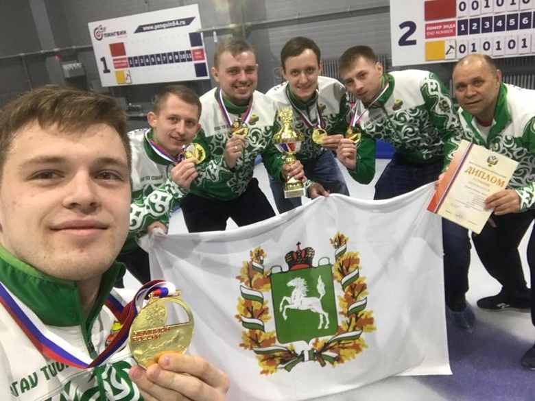 Томские керлингисты в 3 раз выиграли чемпионат России среди глухих