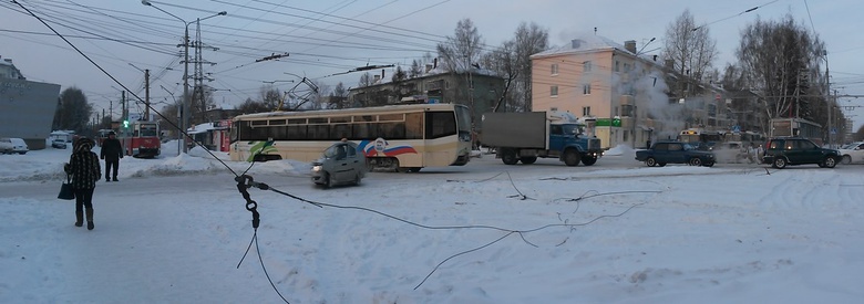 ГИБДД ищет автомобиль, оборвавший во вторник электрические провода