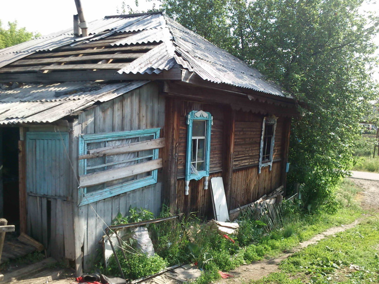 Пожарные спасли четырех человек из горящего дома в селе Мельниково (фото)