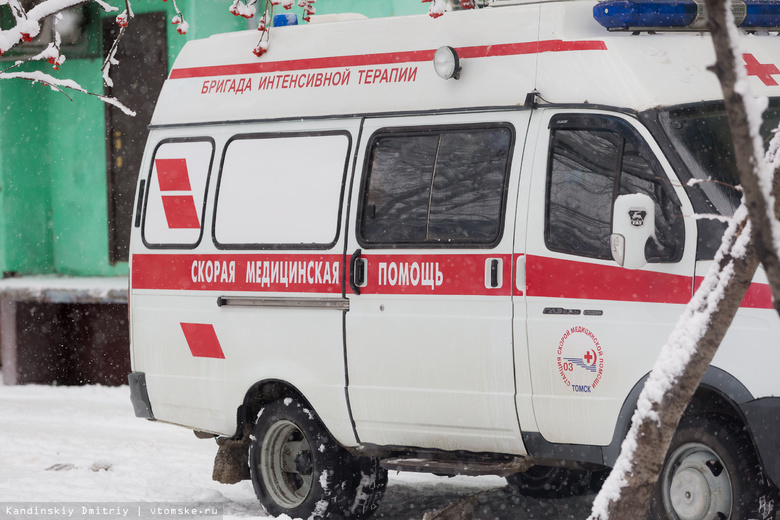 В Северске маршрутка столкнулась с иномаркой, пострадали двое