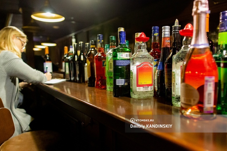 В Томской области хотят запретить продажу алкоголя в «наливайках» ночью