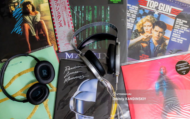 Отгородиться от шума: томичи стали чаще покупать полноразмерные наушники