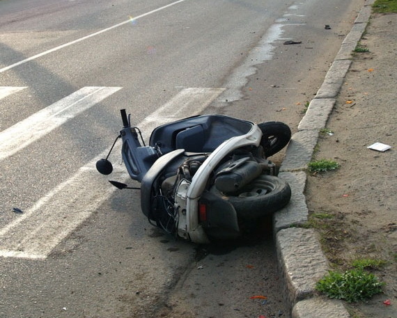 В Тимирязево мопедист попал в аварию
