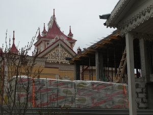 Мэрия намерена оспорить в областном суде отрицательное решение о сносе новостроя в усадьбе Желябо
