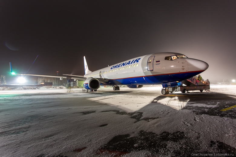 Проводится проверка по факту аварийной посадки летевшего из Москвы в Томск «Боинга-737»