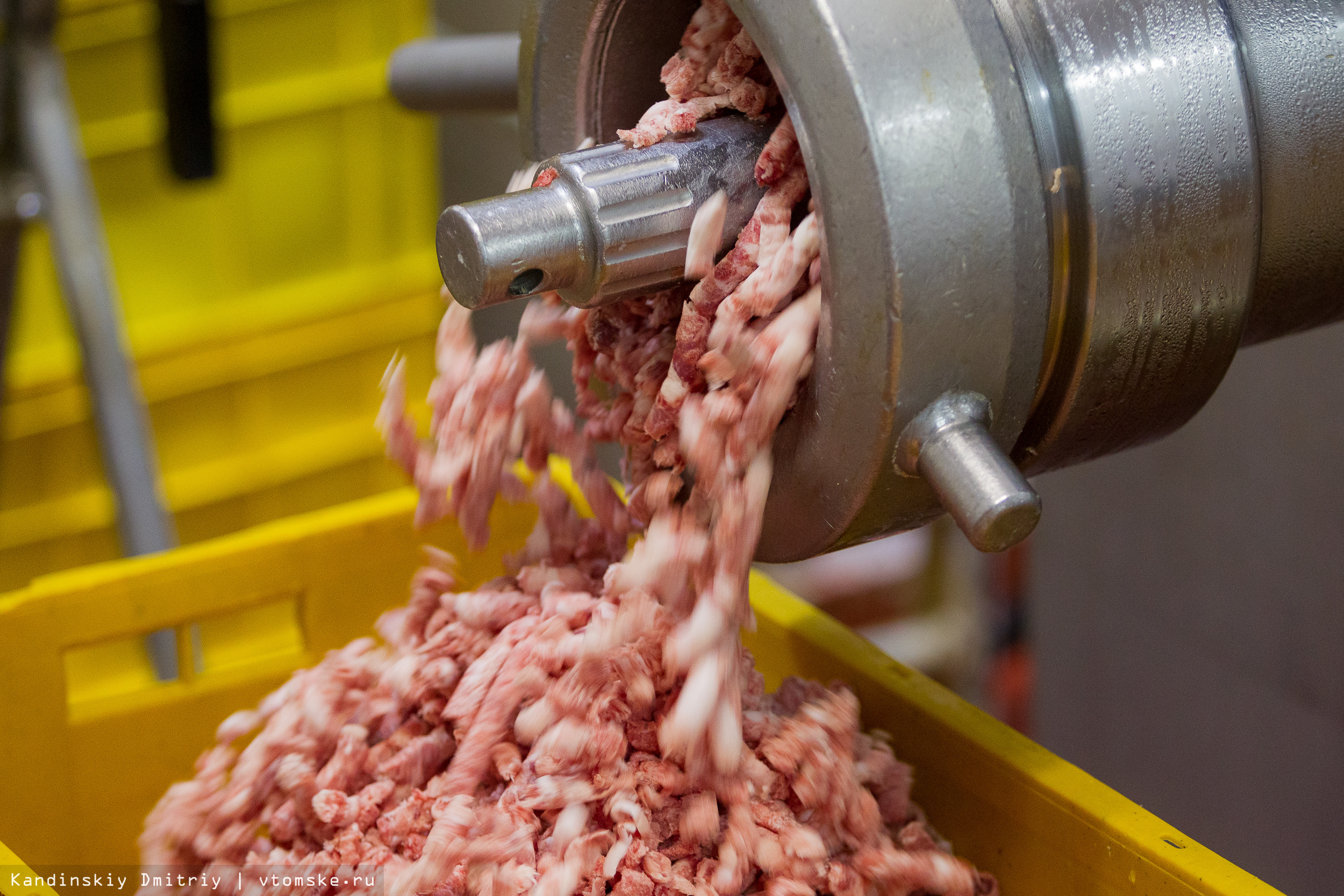 Измельчение мяса на производстве