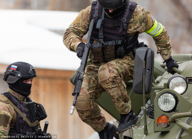 ФСБ задержала 116 нелегальных оружейников в 38 регионах РФ, включая Томскую область