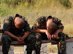 Командир войсковой части обвиняется в незаконном использовании труда призывников