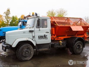 С начала сезона на дороги Томска высыпано около 300 тонн песко-соляной смеси