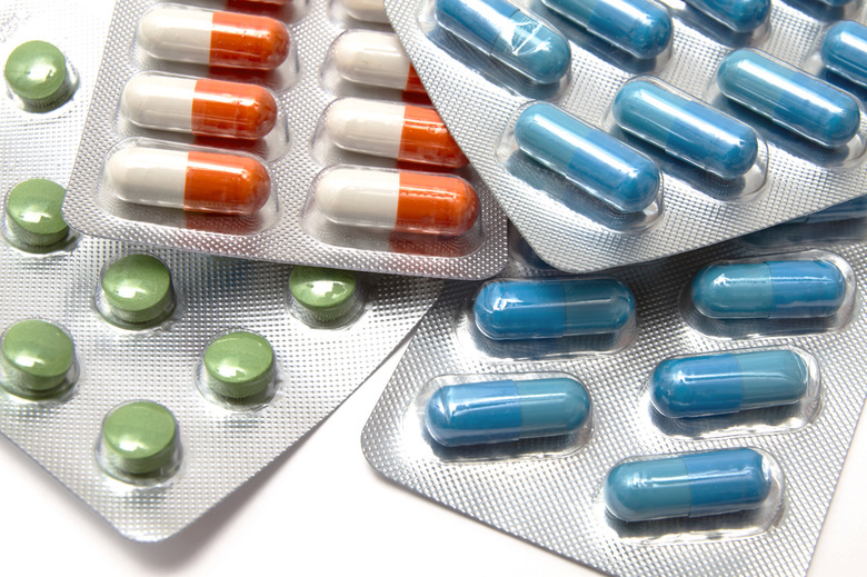 Облздрав: отсутствие ряда лекарств в аптеках связано с закрытием производства