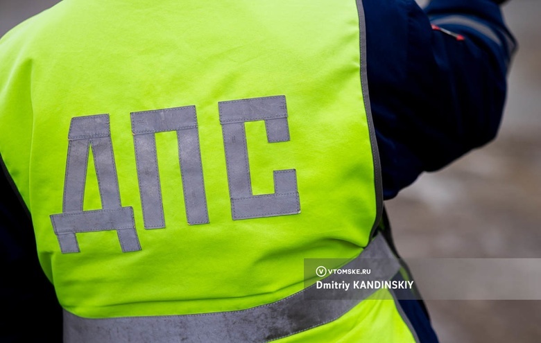 Полиция нашла водителя, сбившего пожилого мужчину в Томске. Он ездил без прав