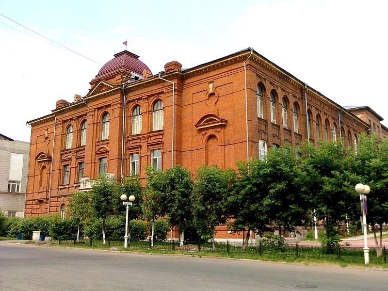 Здание Комммерческого училища. реорганизованного в Первый практический политехнический институт