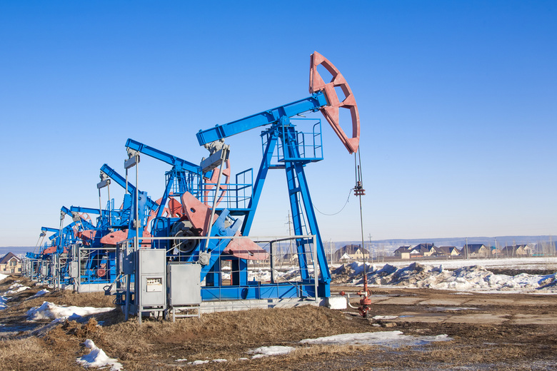Томские ученые создали дешевые и термостойкие реагенты для нефтедобычи