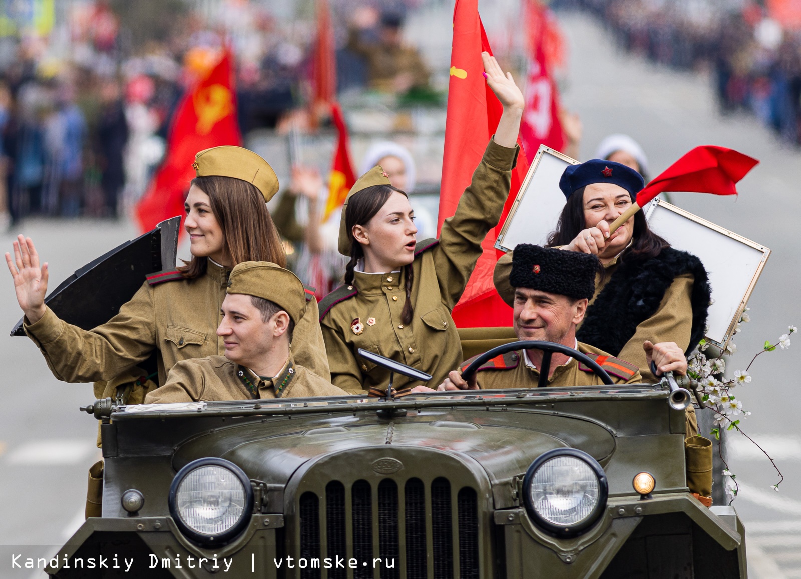 Память в сердцах людей: как проходит 9 Мая в Томске в 2023 году |  09.05.2023 | Томск - БезФормата