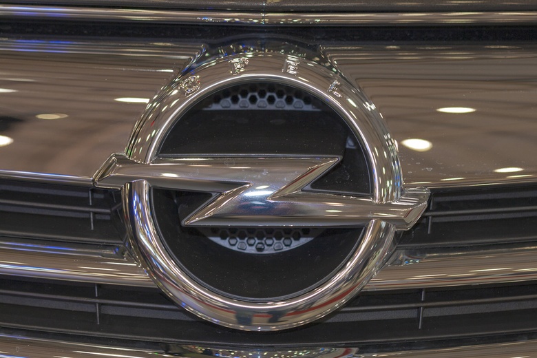 После 4-летнего перерыва Opel возобновил продажи автомобилей