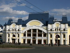 Подозрительный пакет стал причиной эвакуации вокзала Томск-I