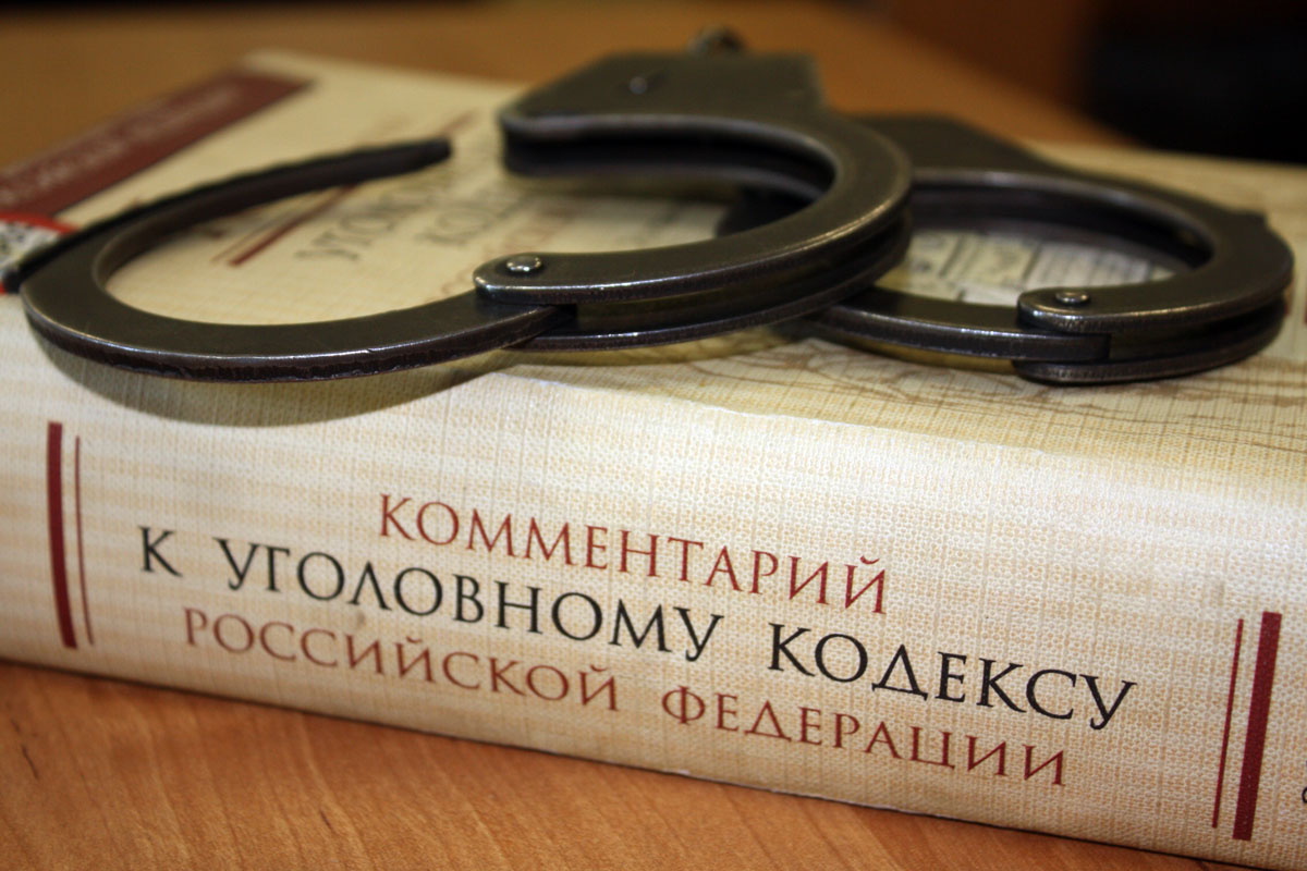Задержанный за развратные действия педагог уволился уже после преступления