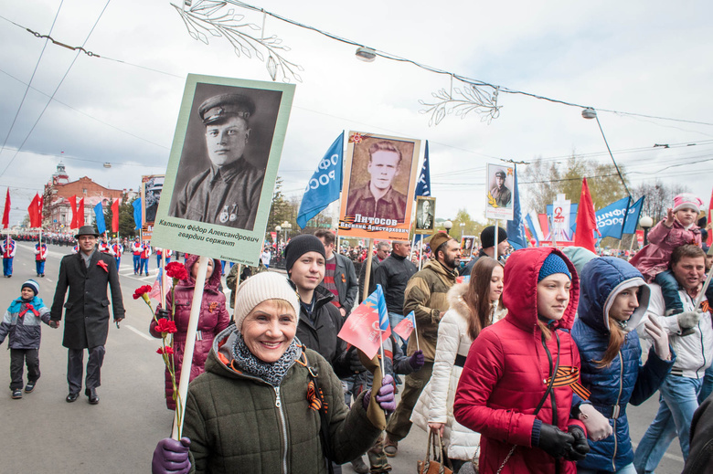 Более 20 тыс томичей прошли в колонне «Бессмертного полка»