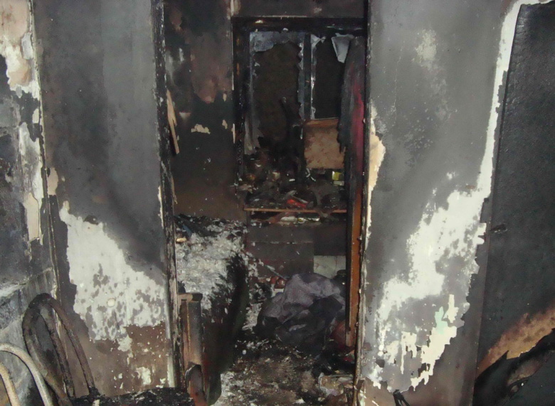 СКР: очаг возгорания при пожаре в томском селе находился на веранде