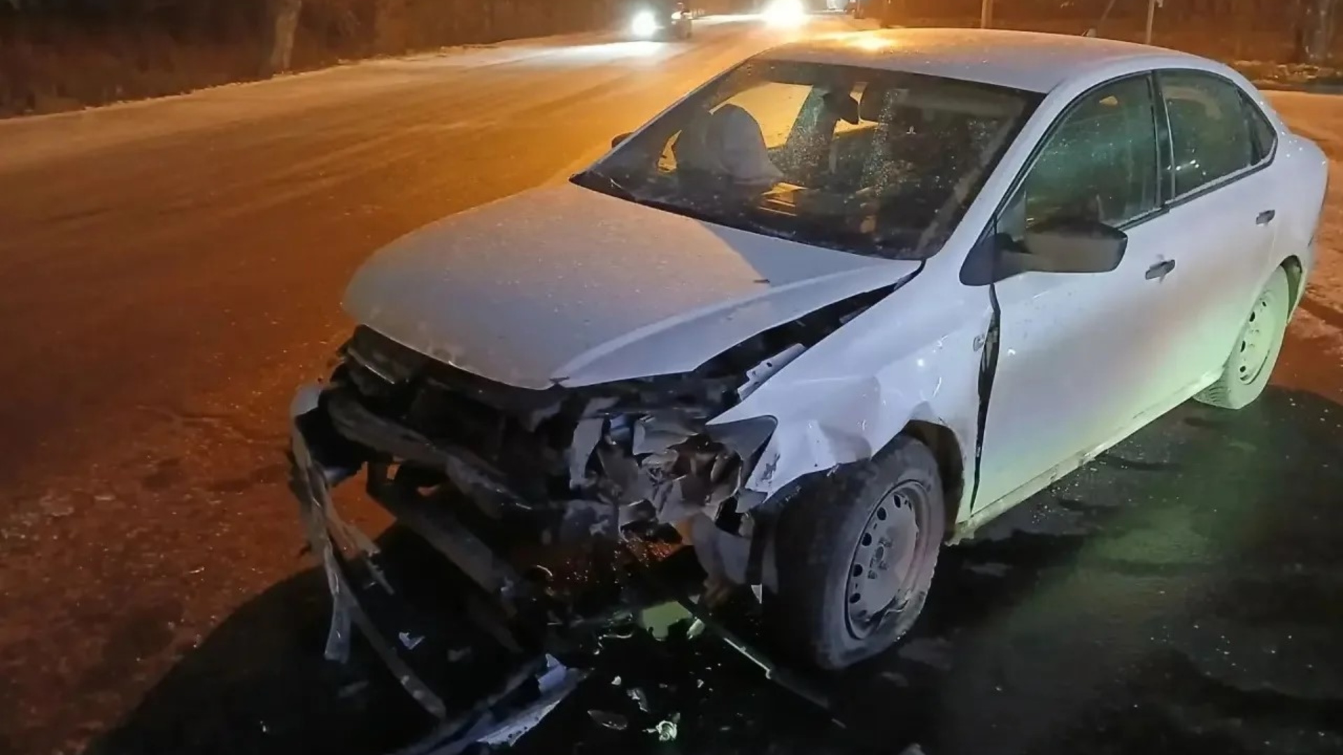 Подросток пострадала при столкновении Volkswagen и Skoda в Томске