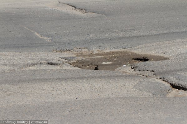 Народные новости: сельская дорога как после артобстрела