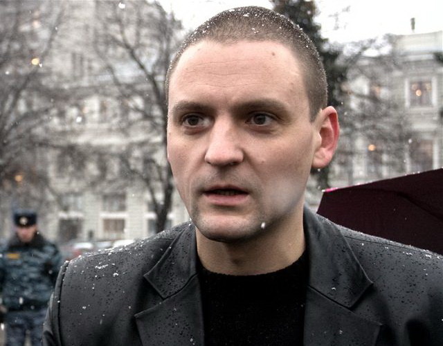 В Томске проходят одиночные пикеты в поддержку столичного оппозиционера
