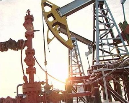Власти грозятся отозвать лицензии у ряда малых нефтедобывающих компаний
