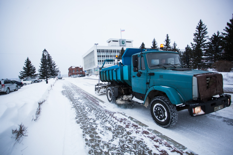 С улиц Томска вывезено более 77 тысяч тонн снега