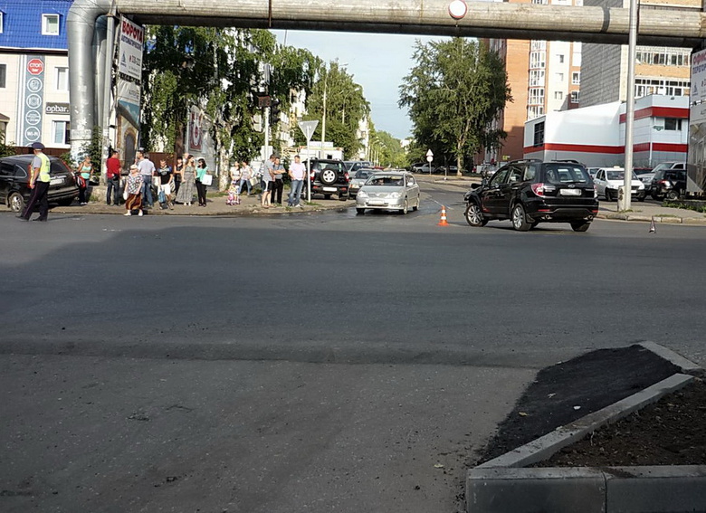 Во вчерашнем ДТП на Комсомольском пострадали двое детей