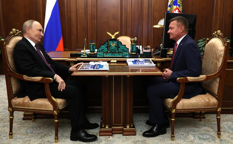 Владимир Путин и Роман Старовойт