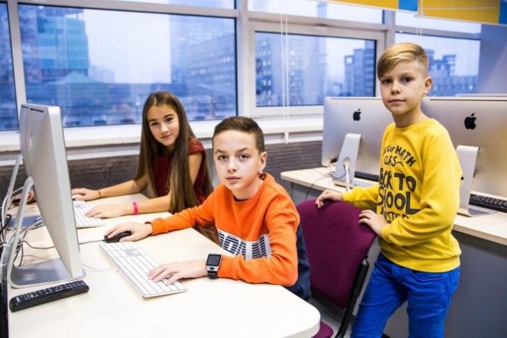 За детьми будущее цифровизации: в IT-академии скоро стартует осенний поток