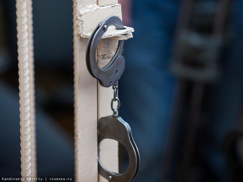 Двое томских полицейских осуждены за пытки над задержанным ради его явки с повинной