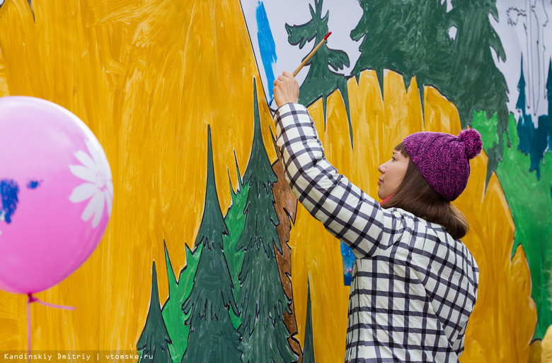 Почти 100 художников нарисуют киноафиши на детском фестивале в Томске