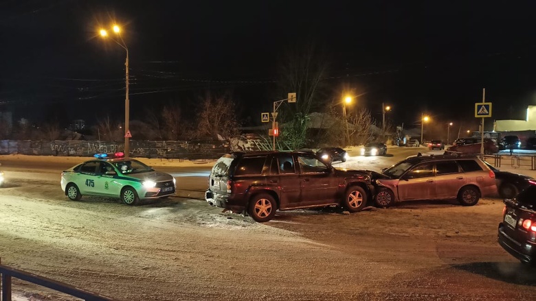 Четыре машины столкнулись на Комсомольском в Томске