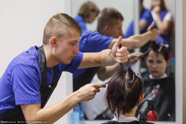 Томские студенты взяли серебро и бронзу на паралимпиаде профмастерства в Москве