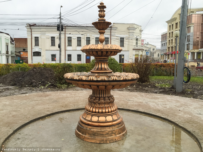 На площади Батенькова установили фонтан (фото)