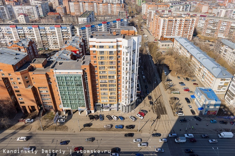 Строители просят мэрию снизить норматив по парковкам в Томске