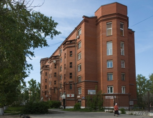 Дом по улице Яковлева, 2