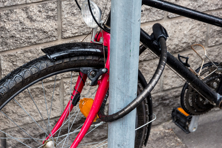 Студенту грозит пять лет за кражу велосипедов из общежития