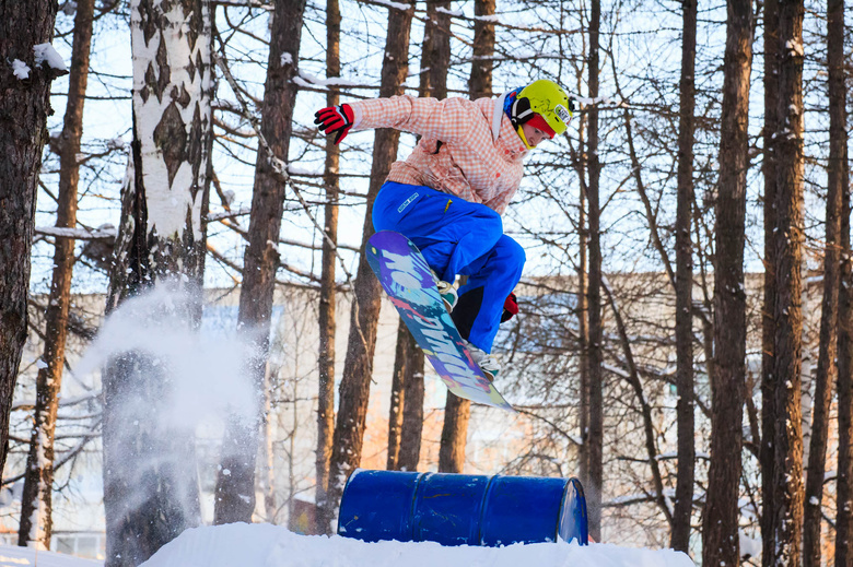 Сноубордисты посоревновались в Академгородке (фото)