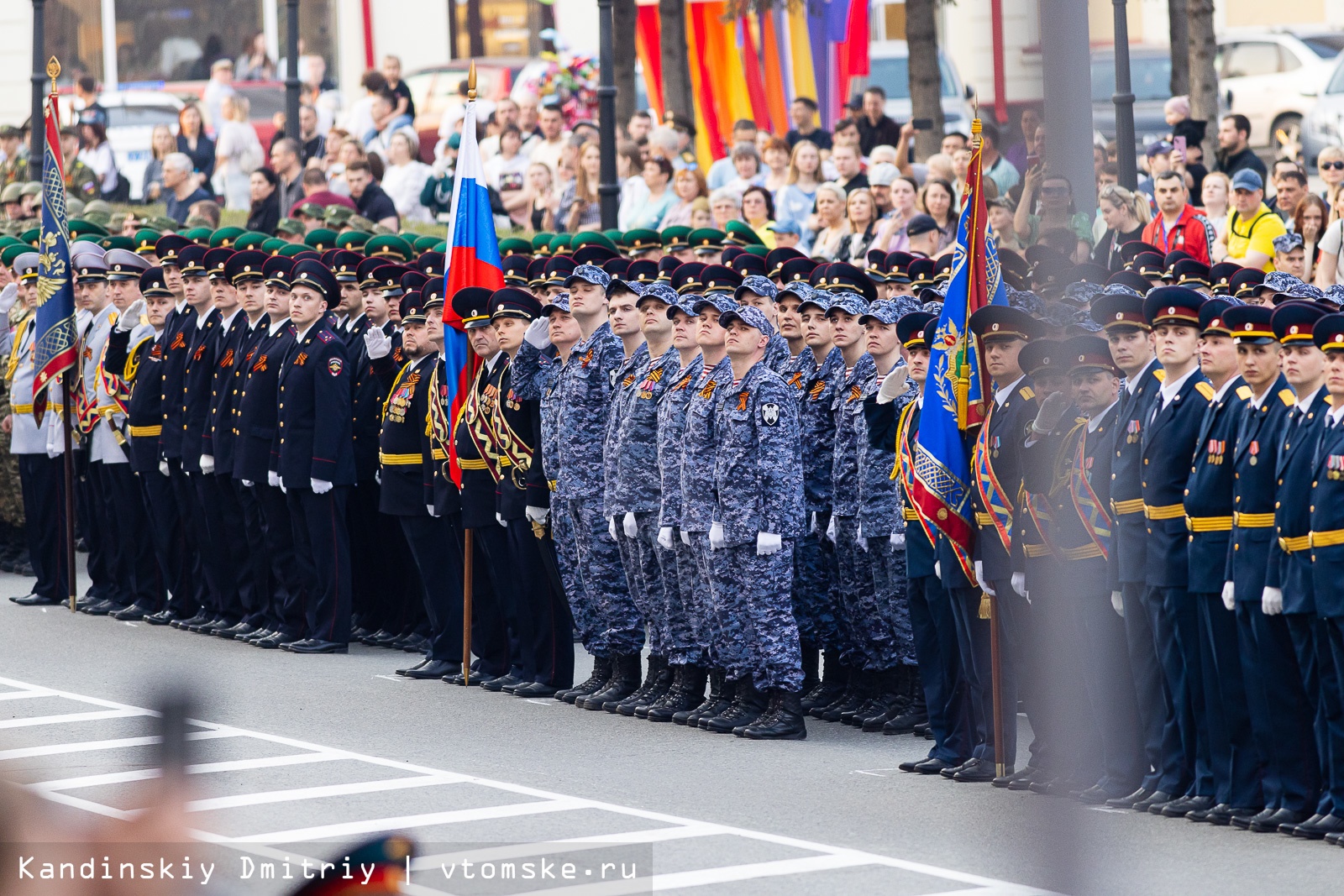 Много юных лиц: в Томске прошла репетиция парада ко Дню Победы | 07.05.2023  | Томск - БезФормата