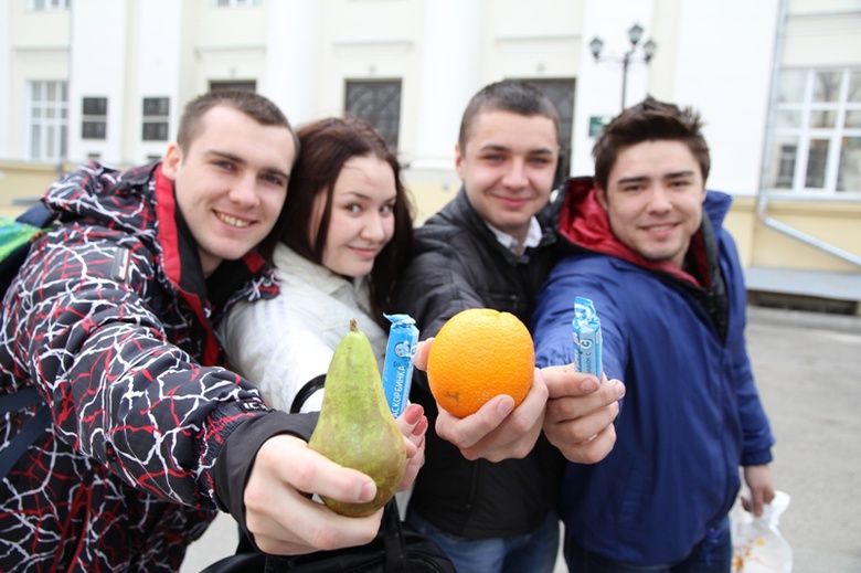 Студентам ТПУ раздадут сто килограммов «аскорбинки» и фрукты